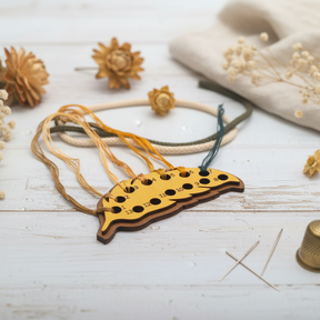 Organizador para hilos. Pluma KF017/113 de Wizardi