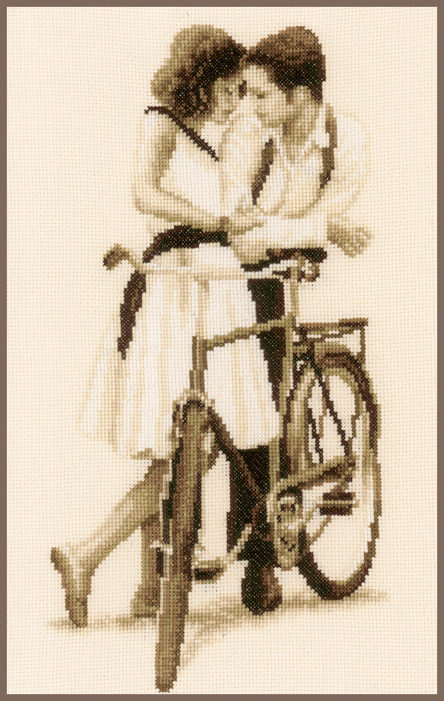 Couple avec vélo - Vervaco - Kit de point de croix PN-0156309