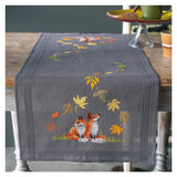 Camino de Mesa Foxes in autumn - Vervaco - Kit de punto de cruz PN-0198567