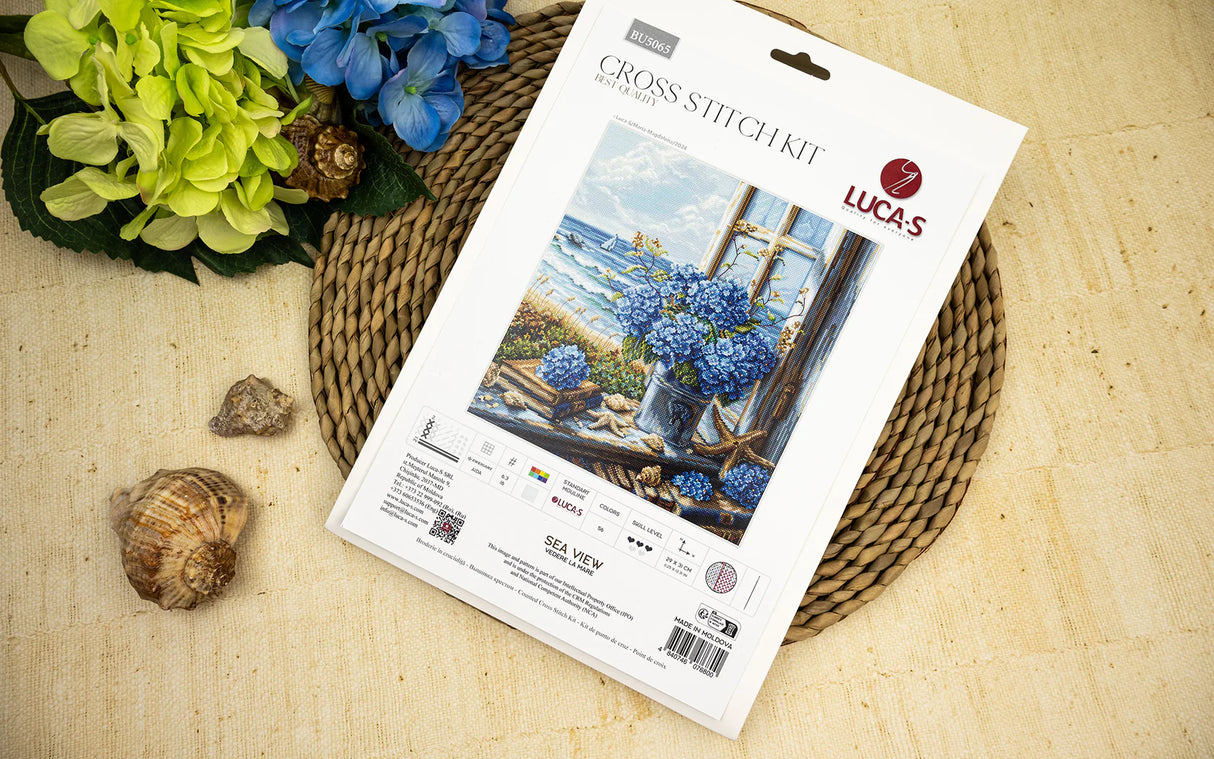 Presentación del kit de punto de cruz Luca-S Vista al Mar BU5065 con materiales incluidos