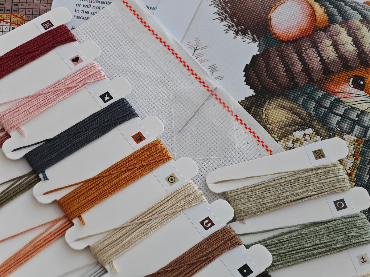 Kit de Punto de Cruz AVA Stitch – Ratón de Cuento de Otoño P012
