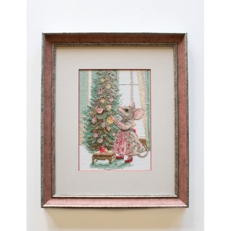 Kit de punto de cruz Aine Collection SRA1026 – “Ratita feliz”