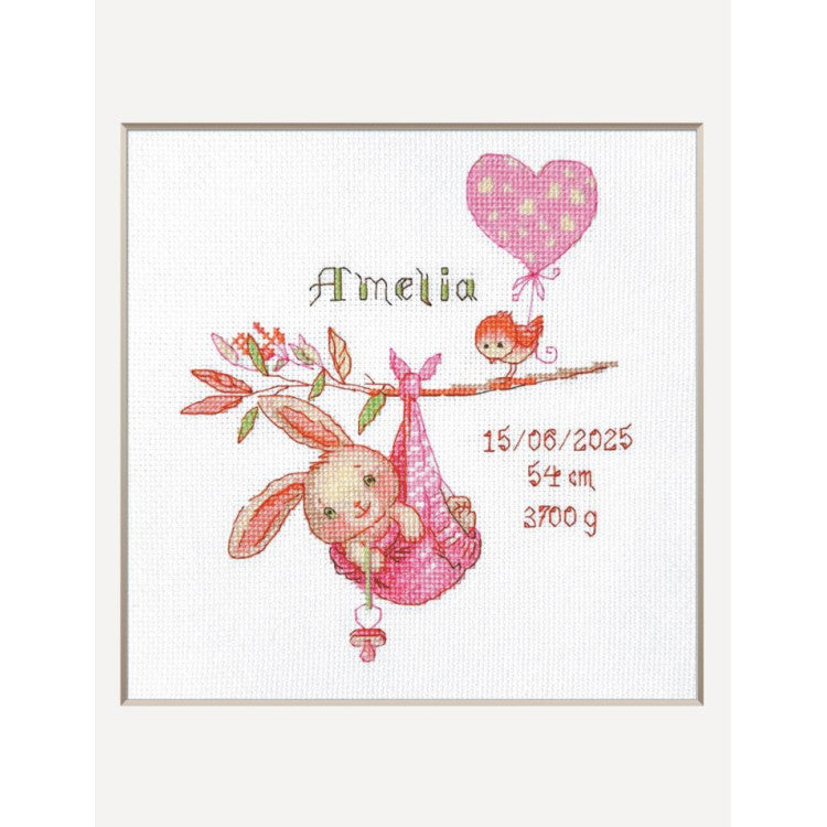 Kit punto de cruz Girl Birth Sampler A1029 Aine con conejo y espacio para datos de nacimiento