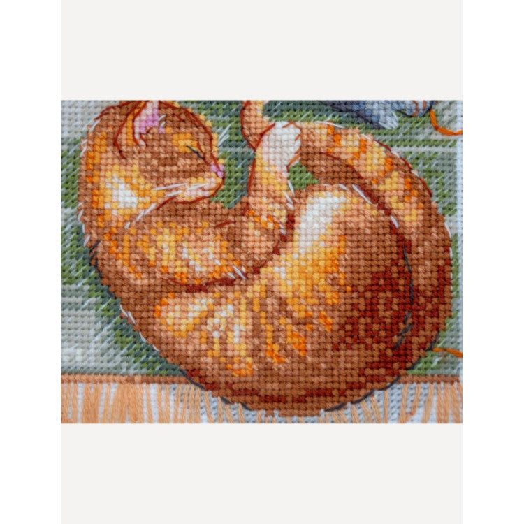 Aine A1035 Cats and Threads Cross Stitch Kit – Cats with Ball of Yarn on Aida 14