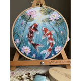 Kit de punto de cruz Andriana SANK-73 Carps and Lotuses – Carpas y Lotos 21,5x21,5 cm