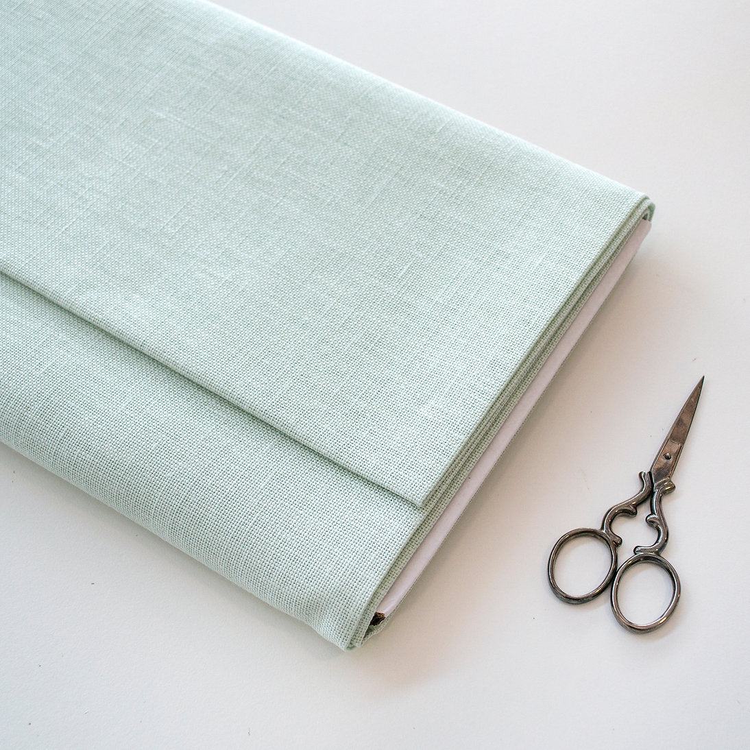 Tela Cashel 28 ct Sapphire Green ZWEIGART ideal para punto de cruz