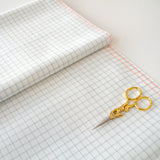 Tela Lugana 25 ct premarcada Grid Zweigart 3508/1219 plegada