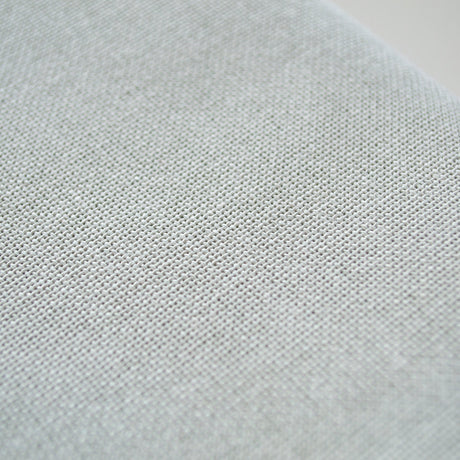 Detalle de la textura de la tela Lugana 28 ct Zweigart color 3270/7095