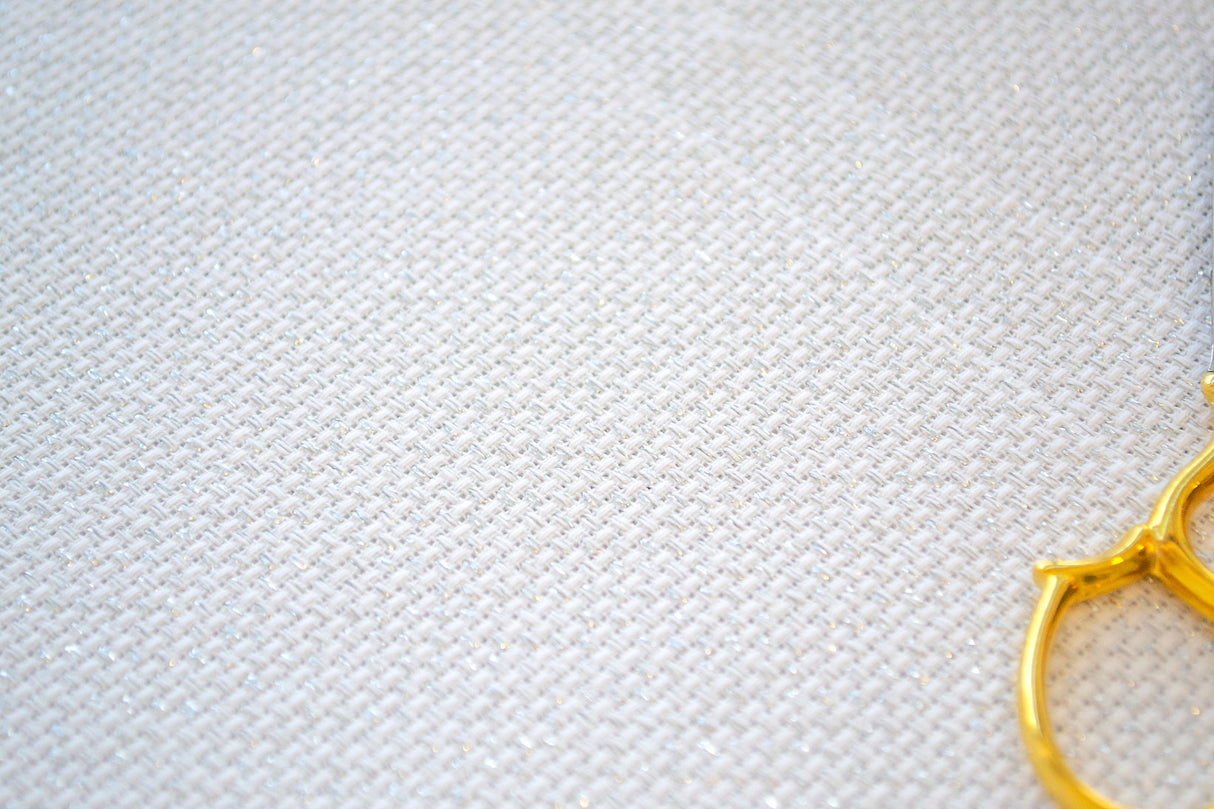 Tela Zweigart Star-Aida ideal para bordados elegantes y festivos