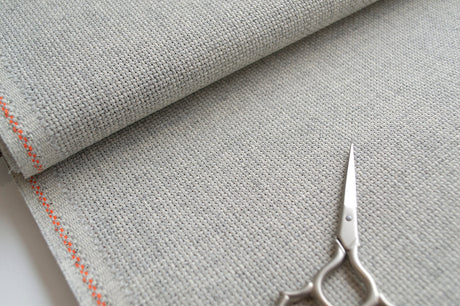 Tela Yorkshire Aida 14 ct Zweigart recomendada para bordado y punto de cruz profesional