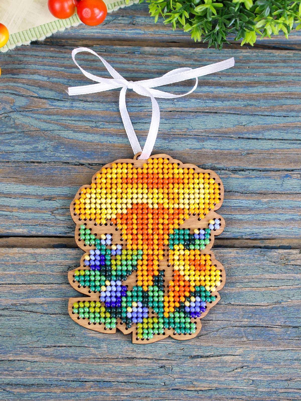 Wooden Bead Embroidery Kit “Chanterelle Mushroom” MP Studia SO-148 – Christmas Decoration 8×6 cm