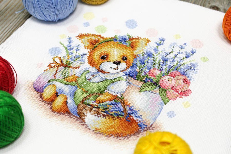 Cross Stitch Kit 'Lavender Dreams' - SNV-827 Mp Studia 