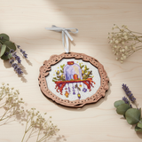 Kit de point de croix avec socle en bois "Miniature. Maison sur une étagère" SO-108