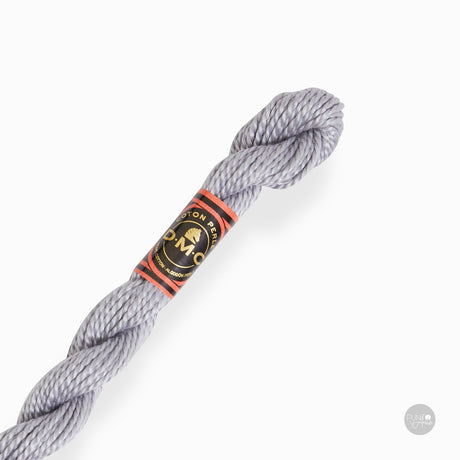 Skein of DMC Perle Cotton Thread Thickness 3 - 15m: Elegance and Versatility in your Embroidery