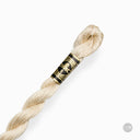 Écheveau de fil de coton Perle DMC épaisseur 3 à 15 m : élégance et polyvalence dans votre broderie