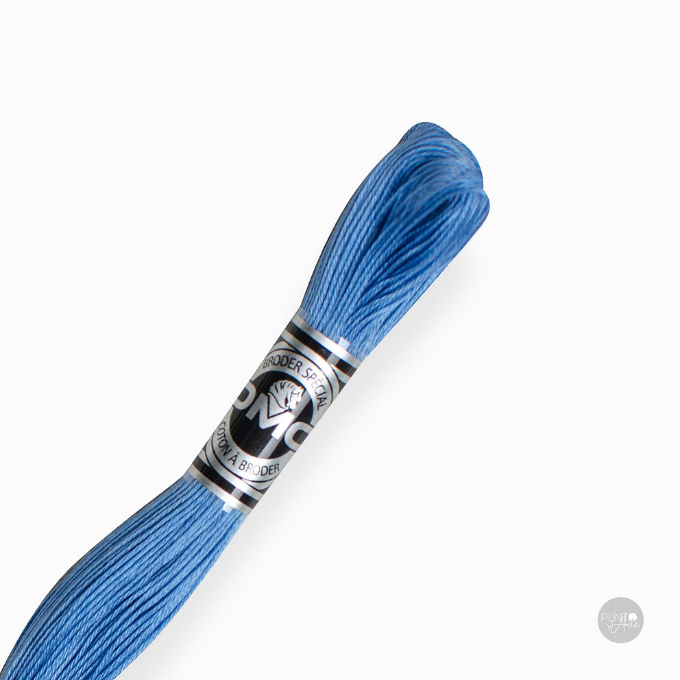 Vista adicional de Hilo Especial para Bordar DMC 107/16: Brillo y calidad en tus bordados