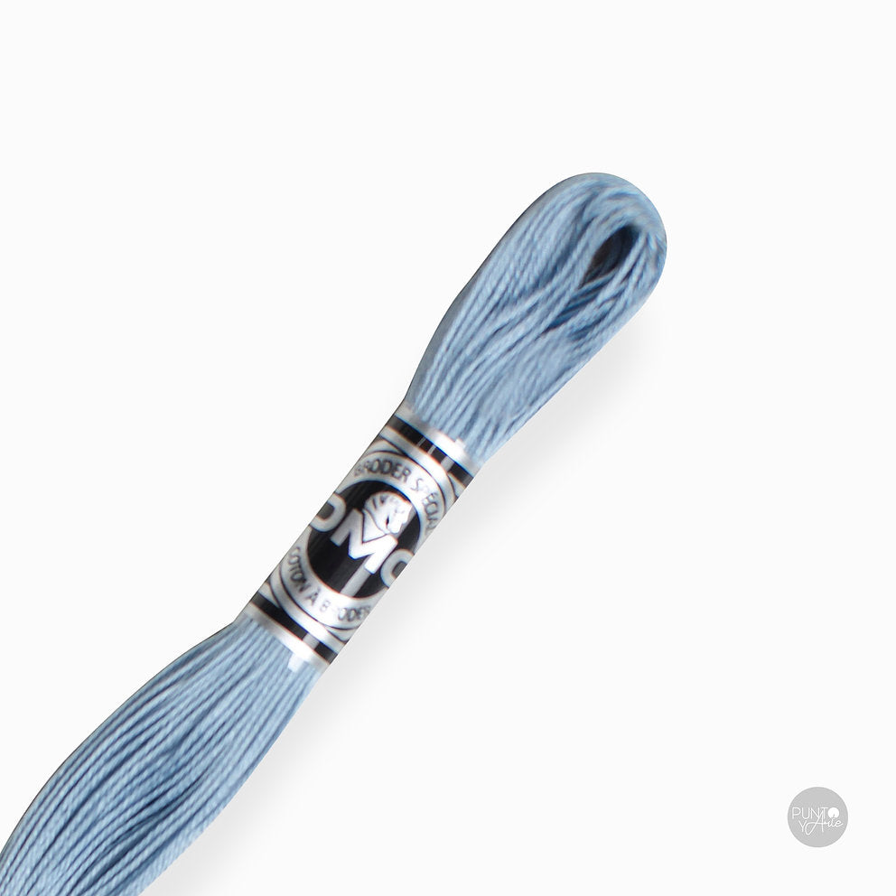 Vista adicional de Hilo Especial para Bordar DMC 107/16: Brillo y calidad en tus bordados