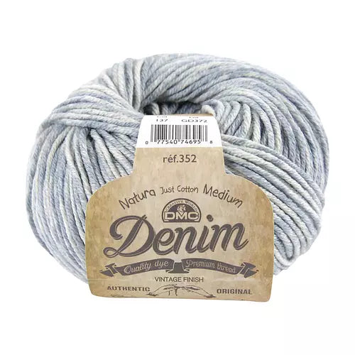 Vista adicional de DMC Natura Medium Denim: Hilo de Algodón con Estilo Vaquero